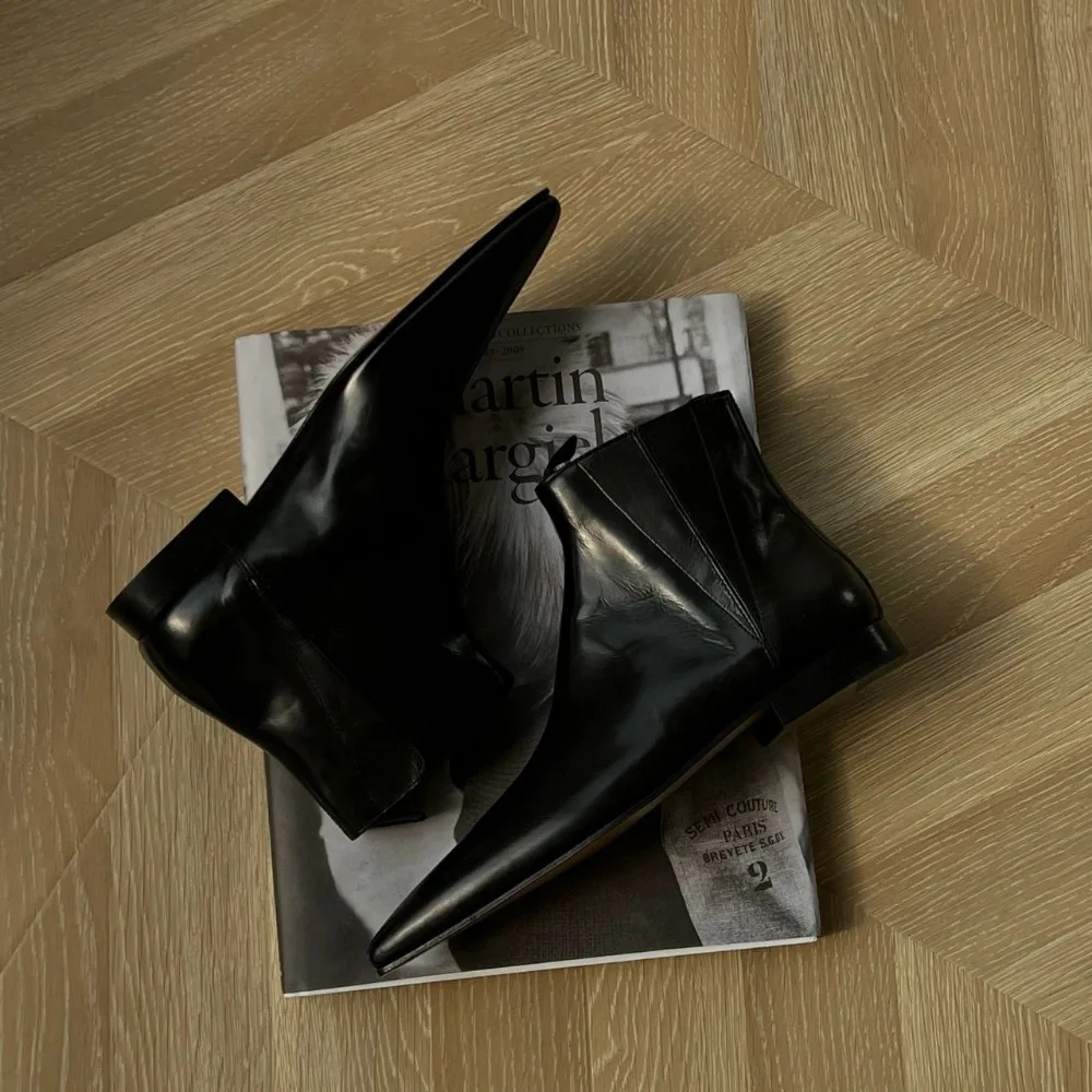 Luxury Women's Short Boots Aut - đánh giá và giá Luxury Lifestyle Store